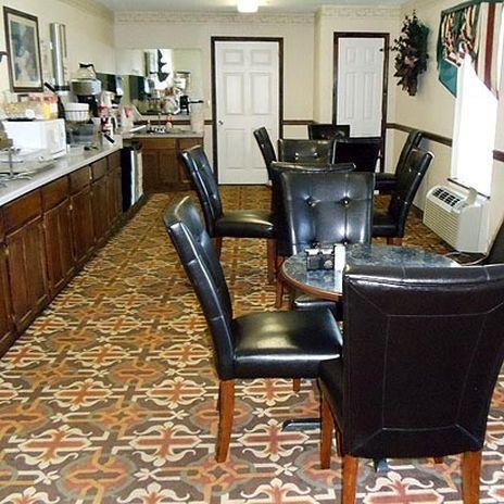 Motel Clairmont & - Warren