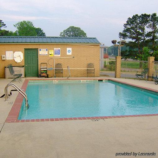 Motel Clairmont & - 2*